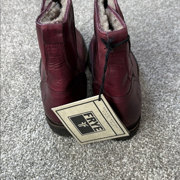 NWT Frye Fur Lined Leather Ankle Boots - Picture 6 of 6
